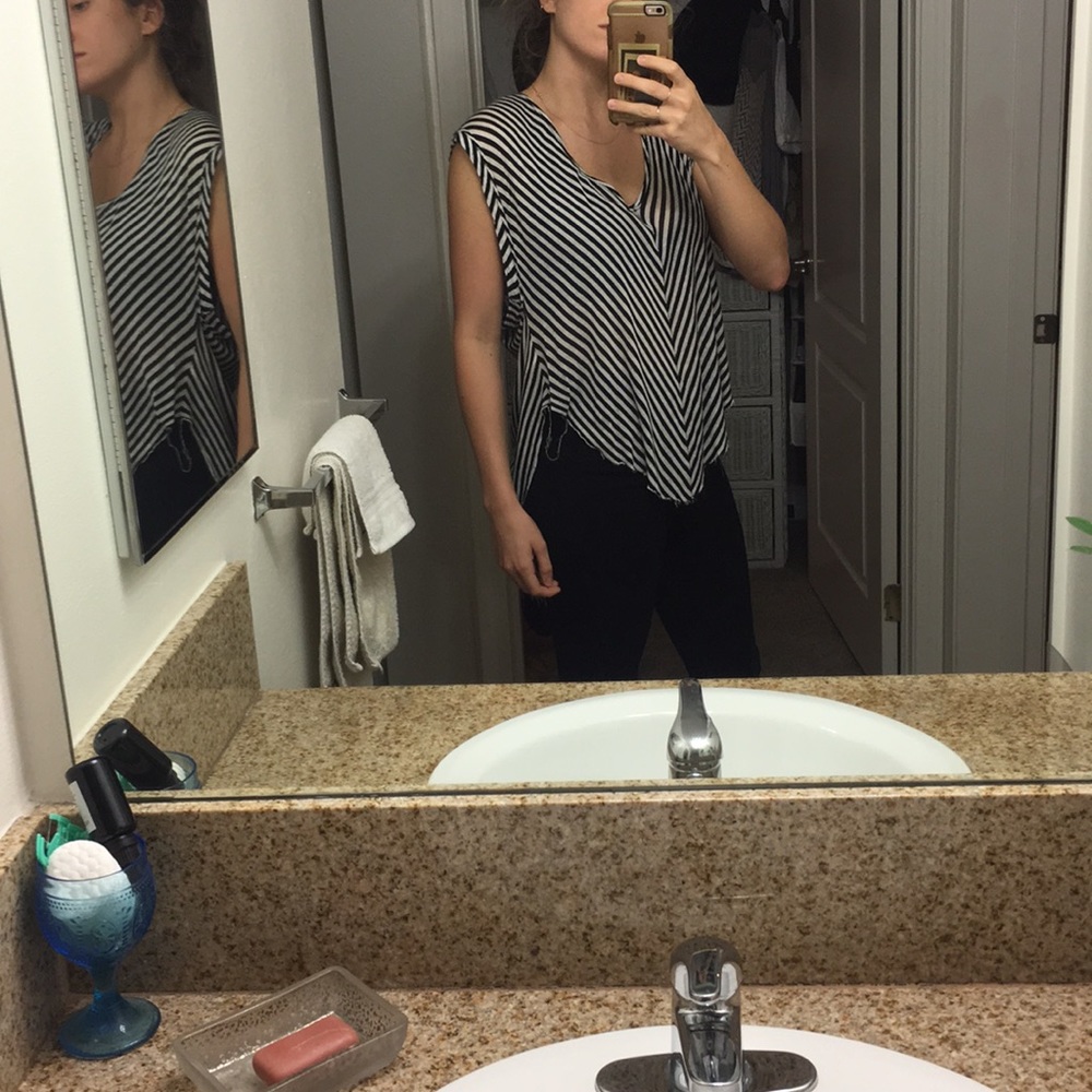 Striped lightweight tee